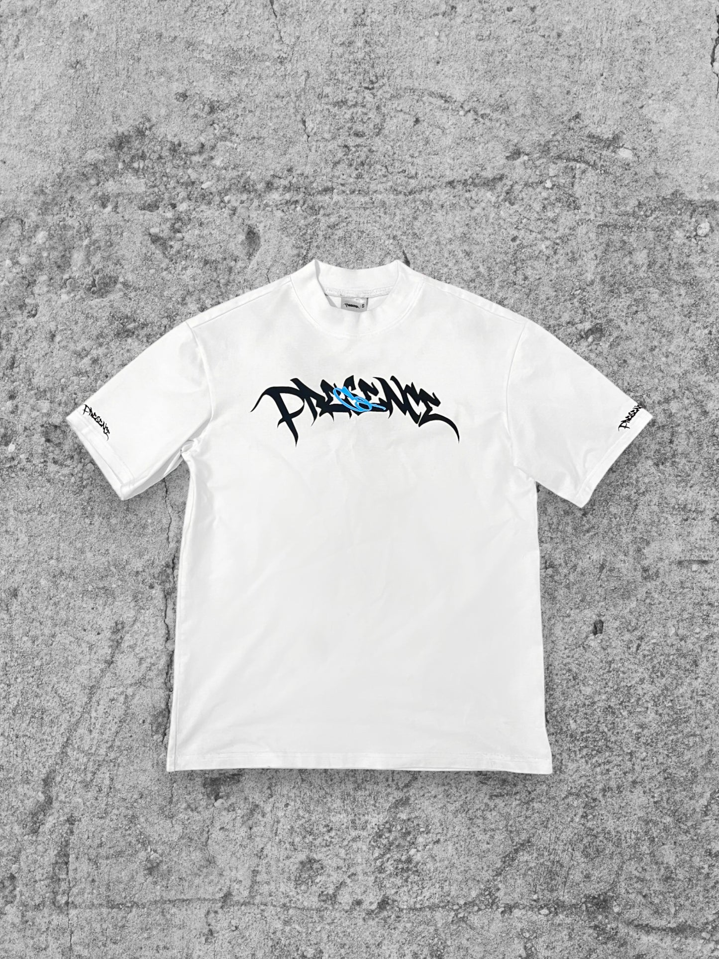 PRESENCE / "FLOW" TOP